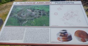 Vaso miceneo del Nuraghe Arrubiu di Orroli