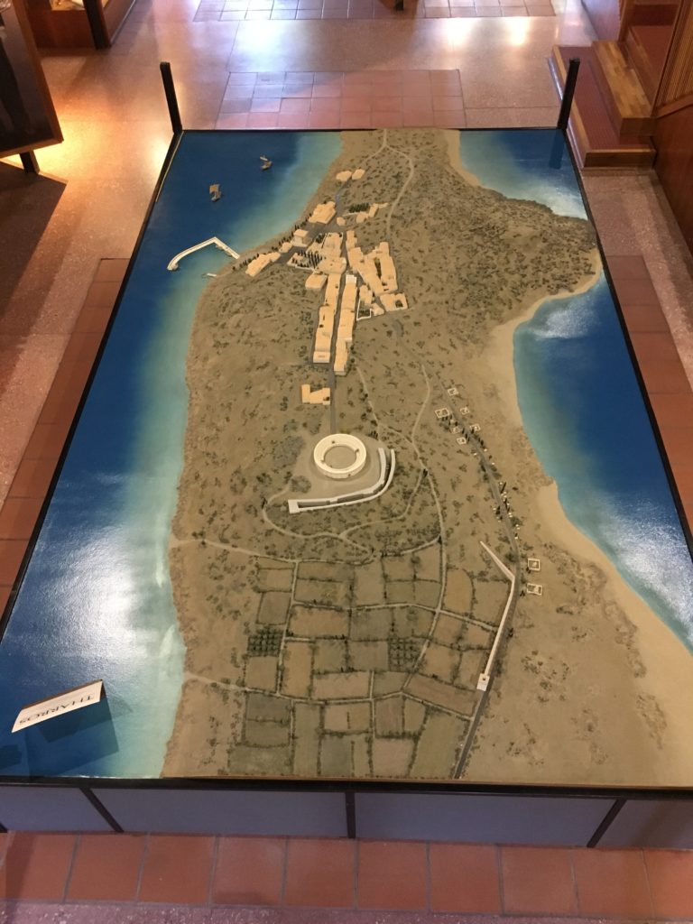 Plastico che riproduce la città di Tharros nel IV secolo d.C. all'Antiquarium Arborense