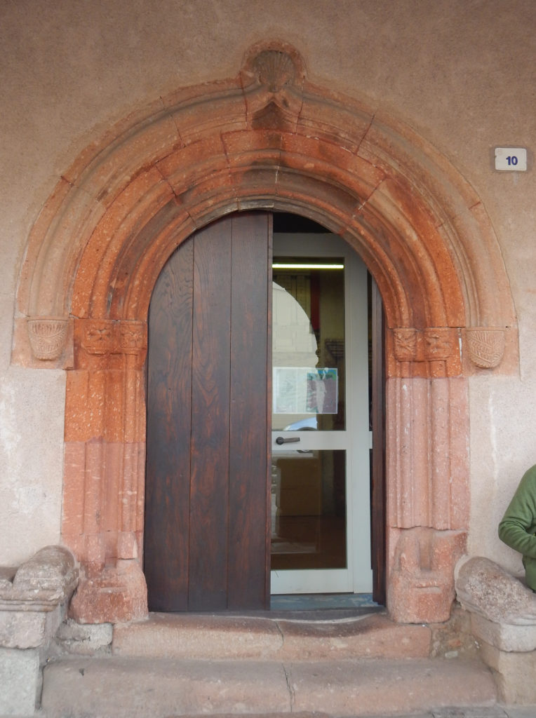 Porta d'ingresso della Casa Aragonese di Fordongianus