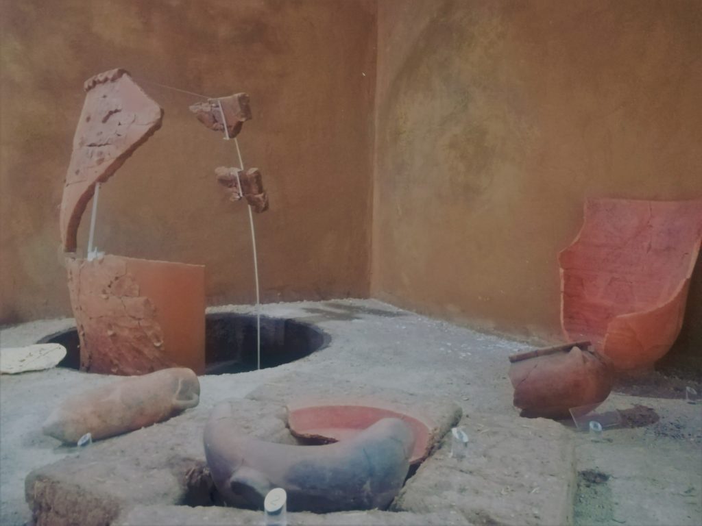 Museo Villa Sulcis, ricostruzione della cucina rinvenuta presso la Casa del lucernario di talco - Foto: Daniela Pippia