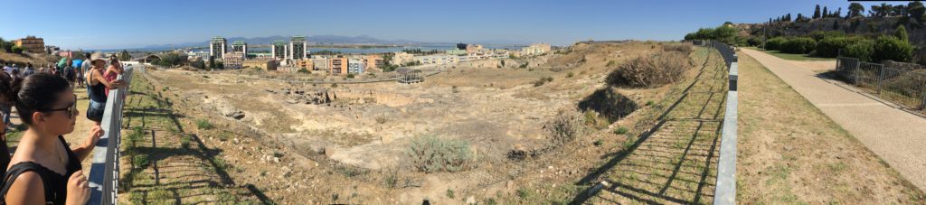 Panoramica della necropoli di Tuvixeddu a Cagliari